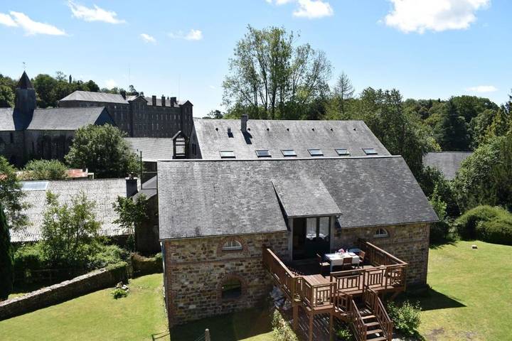 Location de vacances pour 6 personnes, avec vue et jardin à Le Neufbourg - 3