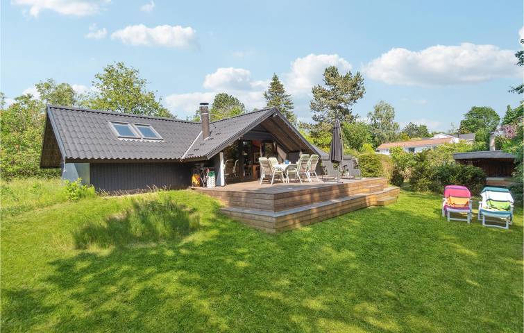 Ferienhaus für 6 Personen, mit Garten und Terrasse in Vellerup