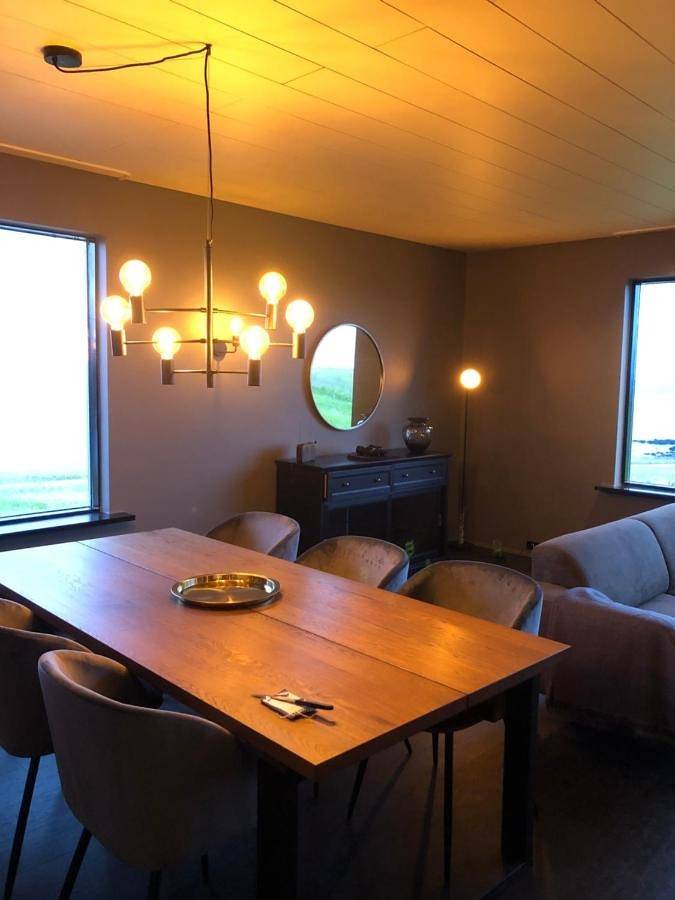 Villa voor 7 personen, met terras en uitzicht op IJsland