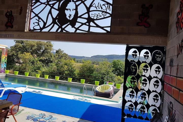 Location de vacances pour 12 personnes, avec jardin ainsi que sauna et jacuzzi à Montséret - 4