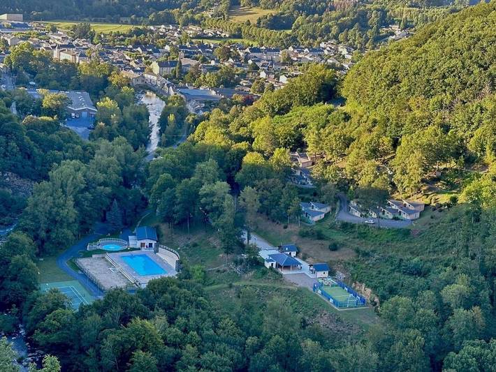 Location de vacances pour 4 personnes, avec piscine et jardin à Brassac (Tarn)