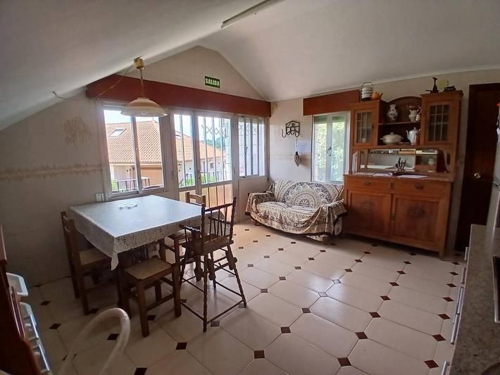 Casa rural para 5 personas, con Balcón y Terraza además de Jardín y Vistas en Isla (Cantabria) - 4