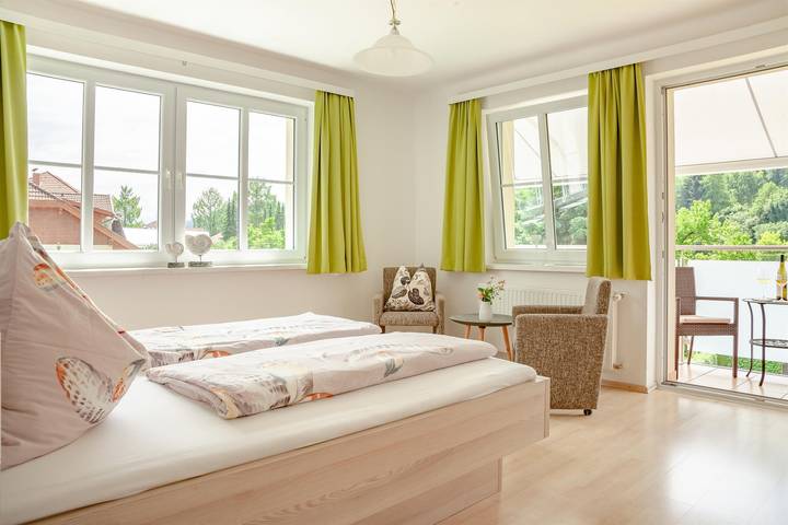 Ferienwohnung für 2 Personen, mit Garten und Ausblick in Seeboden - 3