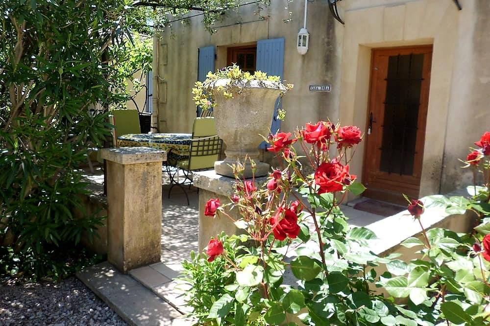 \"Casa Dora\" - capacidad para 4 personas, 2 camas, 2 baños, apartamento en el corazón de la Provenza in Rognonas, Region de Arles