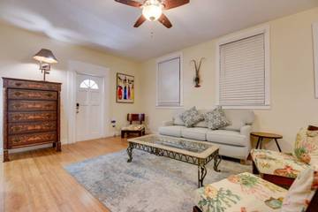 Vacation Rental for 10 Guests in Key West, Lower Keys, Picture 3