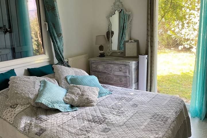 Villa pour 5 personnes, avec jacuzzi et jardin à Roquefort-les-Pins - 4