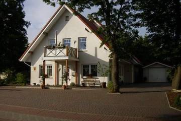 Ferienhaus für 2 Personen, mit Balkon in Nordenham