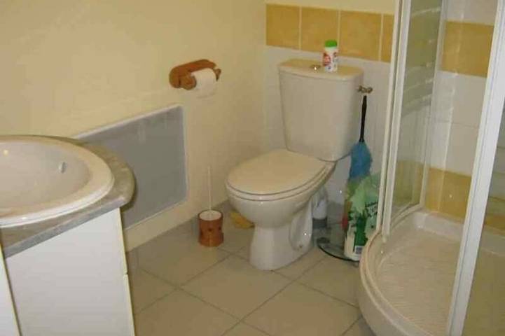 Location de vacances pour 2 personnes, avec jardin, animaux acceptés à Port-des-Barques - 3