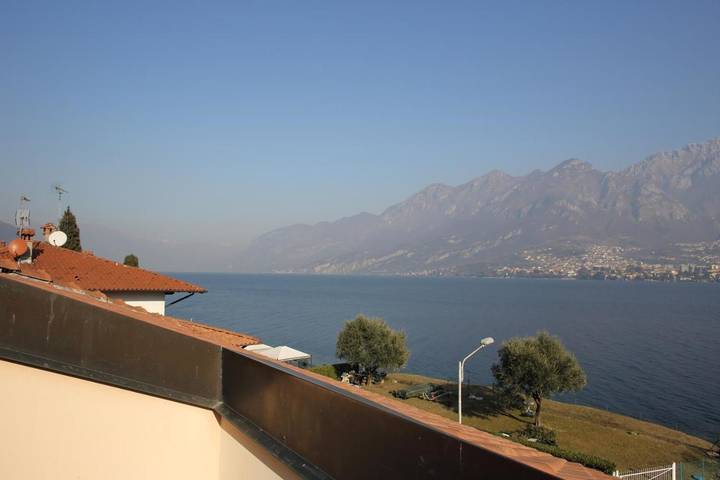 Gîte pour 2 personnes, avec vue et jardin ainsi que vue sur le lac et piscine à Oliveto Lario - 4
