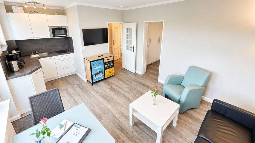 Ganze Wohnung, Komfortables Apartment mit Balkon in Westerland, nahe Meer und Stadtzentrum in Westerland, Sylt (Gemeinde)