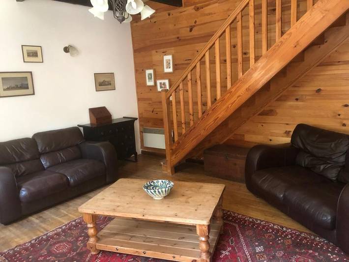 Location de vacances pour 30 personnes, avec Terrasse et Jardin ainsi que Piscine et Vue à Leuhan - 4