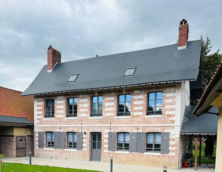Location de vacances pour 8 personnes, avec jardin et vue à Caours