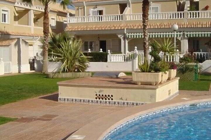 Holiday home for 6 people, with pool and garden - 1