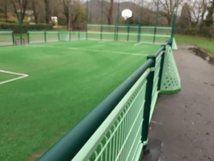 Gîte pour 3 personnes, avec balcon et piscine, adapté aux familles à Pont-de-Labeaume - 4