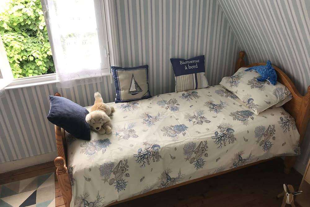 Charming villa in Houlgate beach 100m, 5mn walk from linen shops in Saint-Sauveur-de-la-Mer, Lisieux region