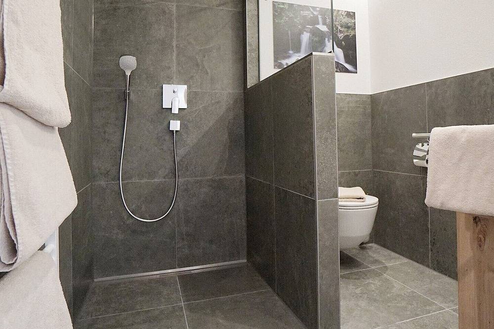 Ganze Wohnung, Ferienwohnung Schultiskopf, 80qm, 2 Schlafzimmer, max. 5 Personen in Simonswald, Südschwarzwald