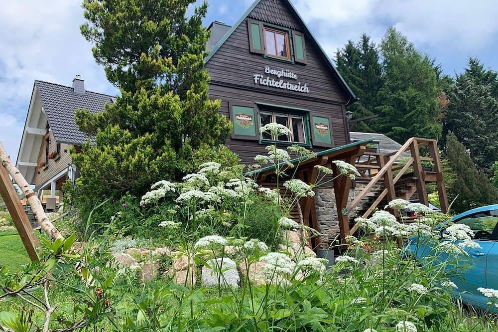 Berghütte Fichtelstreich - Ferienhaus, Dusche, Wc in Oberwiesenthal, Erzgebirge