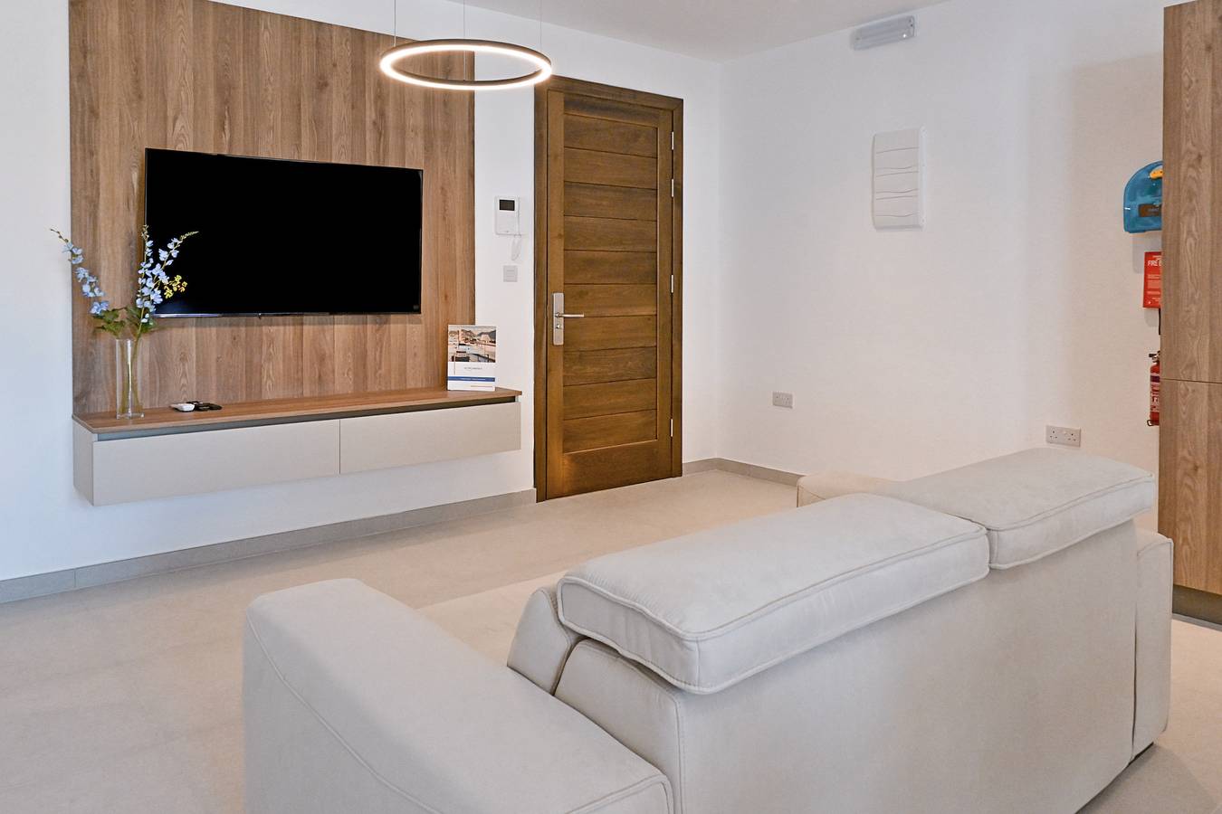 Apartamento entero, Modern Seaside Apart in Marsalforn - 5D in Marsalforn, Zebbug