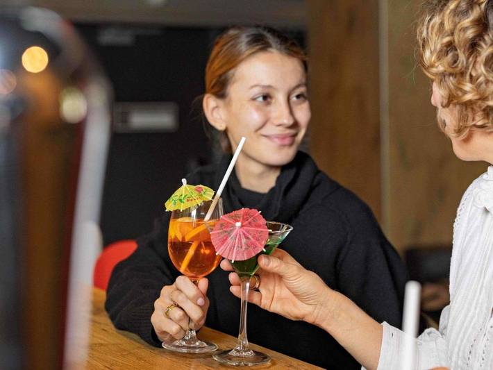 Hôtel pour 2 personnes, avec terrasse et piscine, adapté aux familles