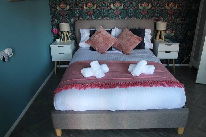 Vacation rental for 2 people in Surrey