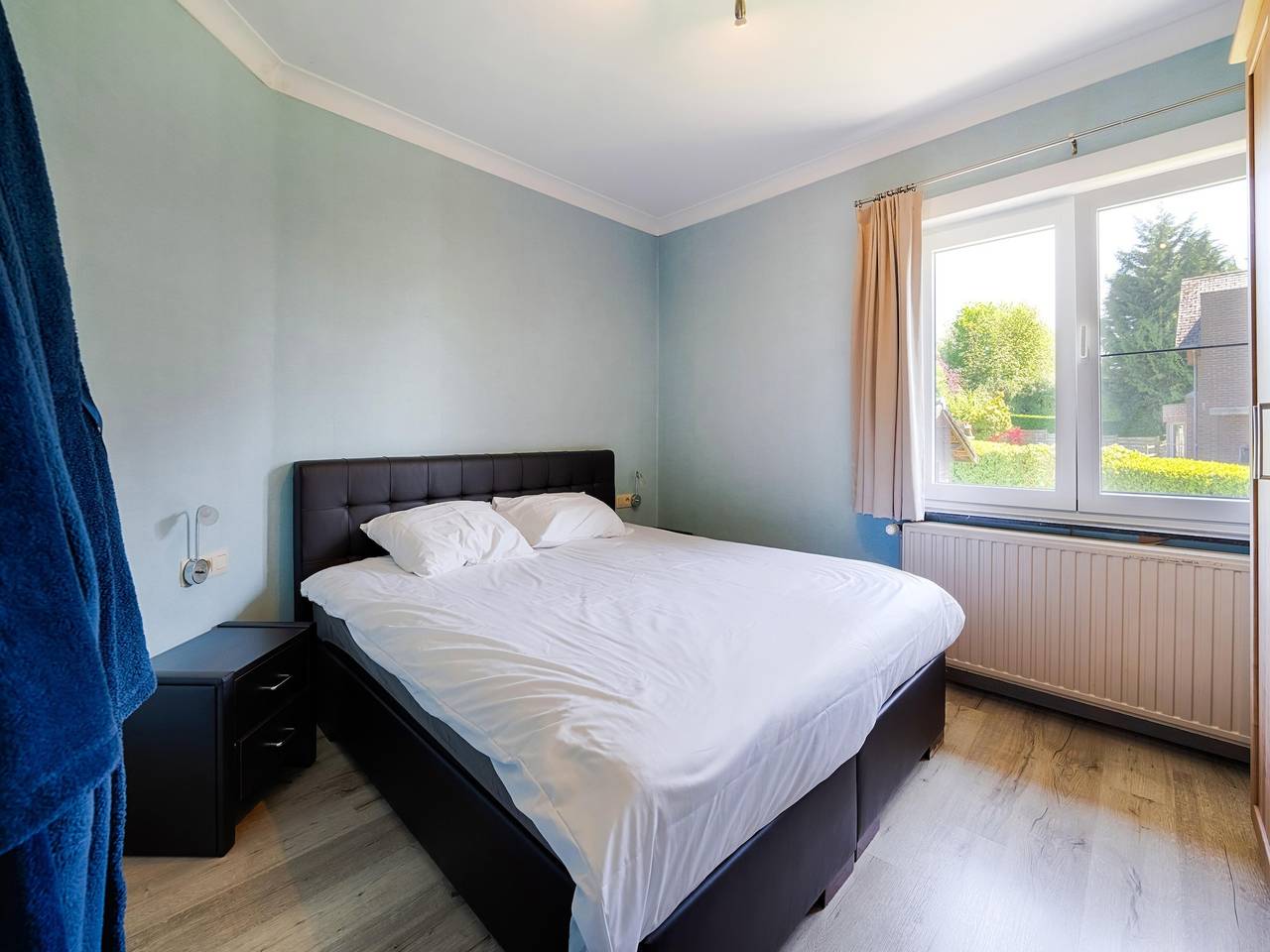 Villa Borgloon vue sur fleurs et jacuzzi in Looz, Limbourg (Belgique)