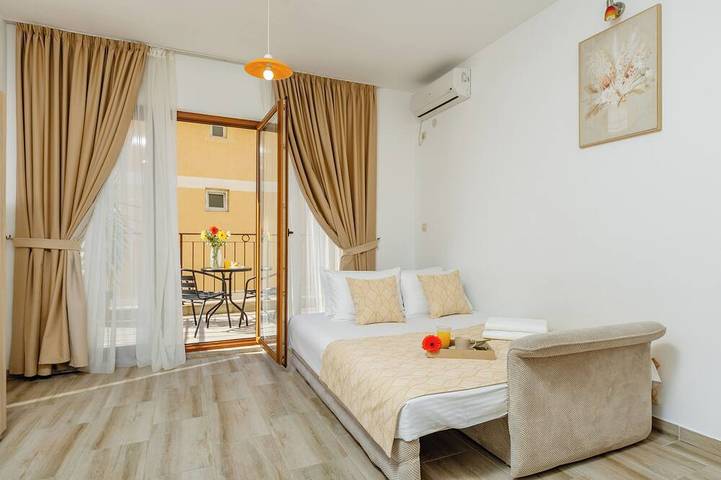Ferienwohnung für 2 Personen in Budva