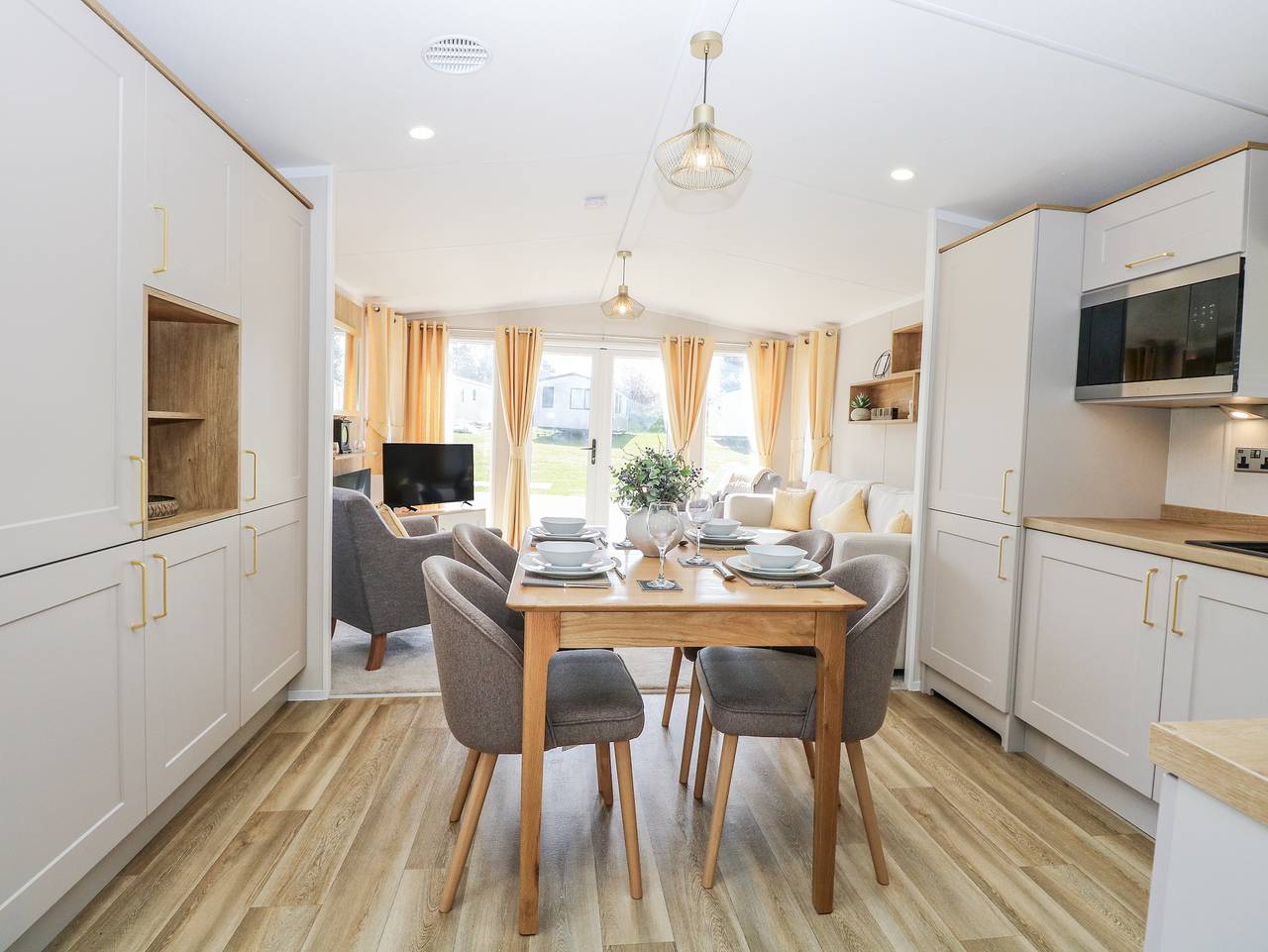 The Honey Pot Retreat in Fritton and Saint Olaves, Great Yarmouth