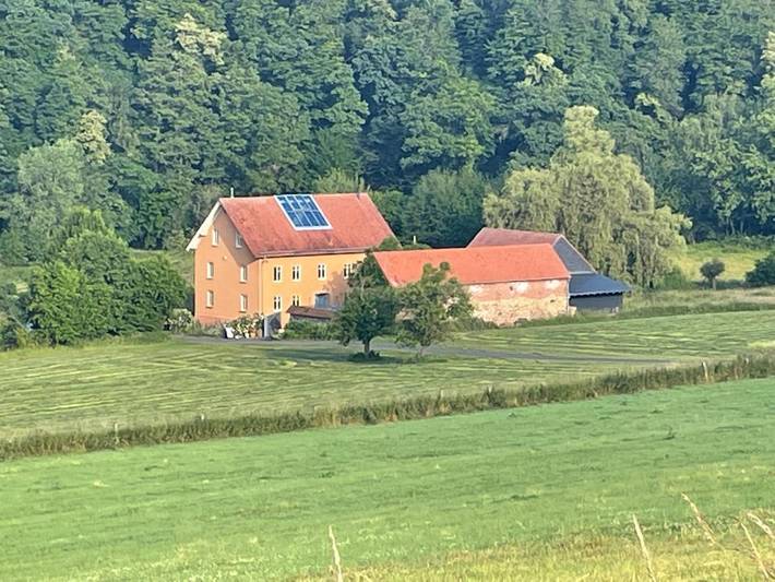 Ferienwohnung für 2 Personen, mit Terrasse und Garten sowie Ausblick