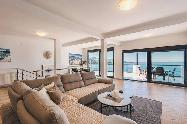 Orange villa - 7-bedroom seafront villa in Dobra Voda, Montenegro Coast