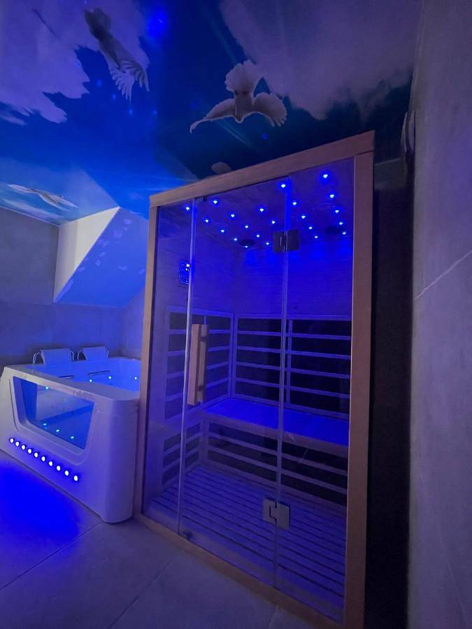 Maison de vacances pour 5 personnes, avec Jacuzzi et Sauna à Nanteuil-lès-Meaux