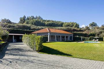 Casa rural para 6 personas, con piscina además de vistas y jardín en Ponte da Barca