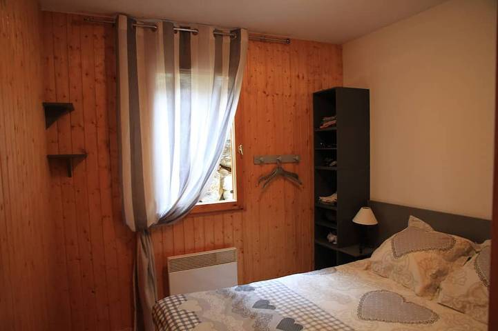 Gîte pour 5 personnes, avec piscine et sauna ainsi que balcon et jardin à Saint-Jean-d'Arves - 2