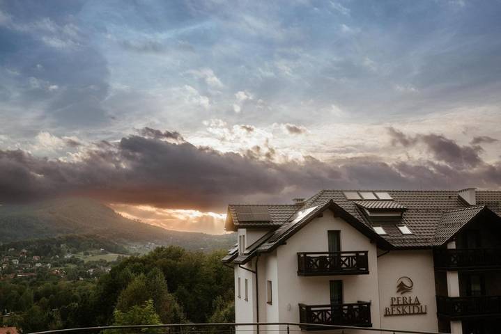 Chambre d’hôte pour 2 personnes, avec jardin ainsi que sauna et jacuzzi dans Silésie