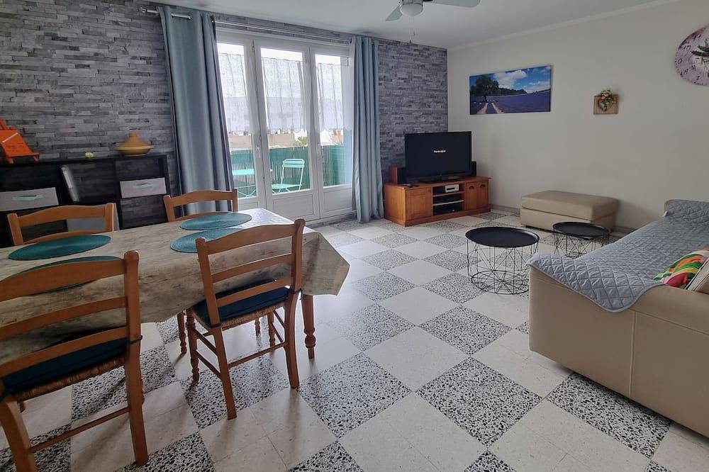 Ganze Wohnung, Calm Geräumige Wohnung nahe der Innenstadt in Avignon, Vaucluse