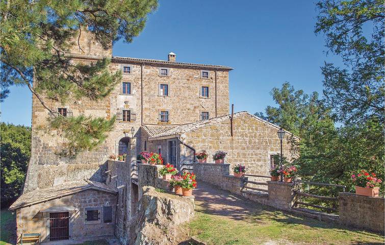 Casa vacanza per 24 persone a Viterbo