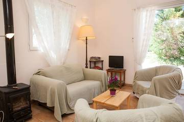 Gîte pour 4 Personnes dans Ambres, Région de Castres, Photo 4