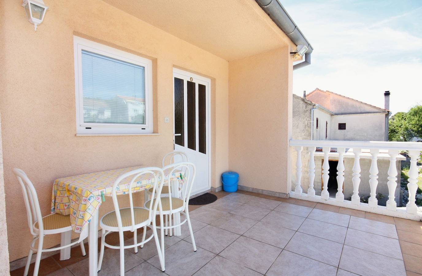 Ganze Wohnung, 1-Zimmer-Ferienwohnung mit Terrasse Jezera, Murter A-5107-d in Tisno, Murter