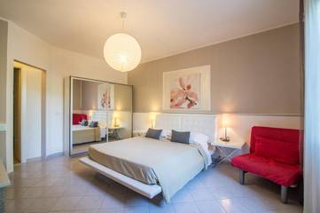 Location de vacances pour 4 personnes, avec jardin et piscine à Tavullia