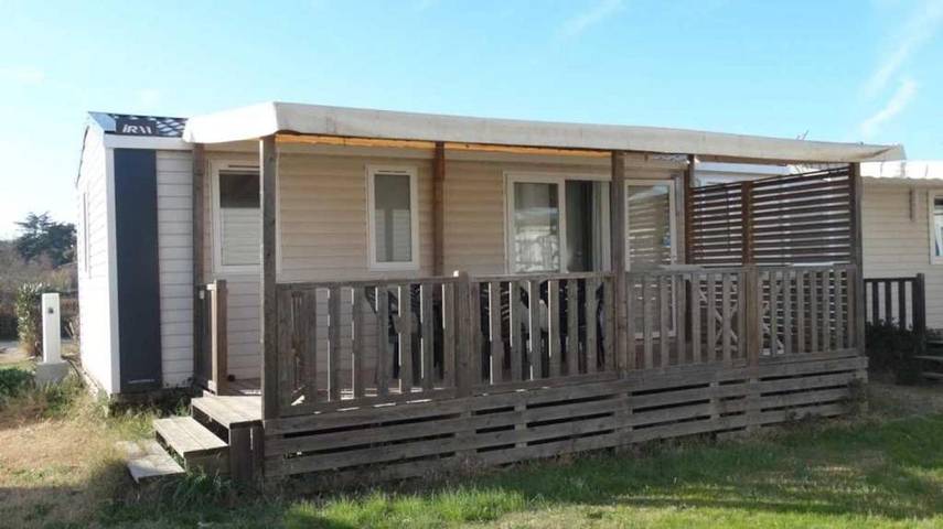 Camping pour 6 personnes, avec piscine, animaux acceptés