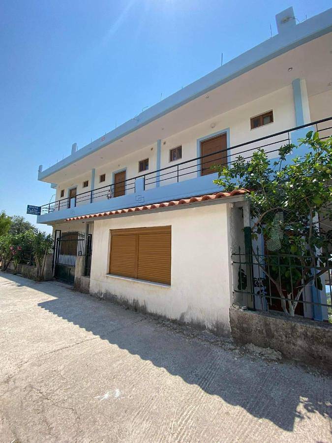 Appartement de vacances pour 6 personnes, avec jardin ainsi que terrasse et vue