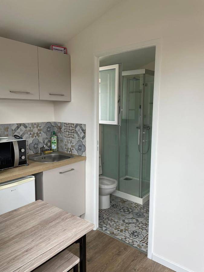 Gîte pour 2 personnes, avec terrasse et jardin à Biganos - 4