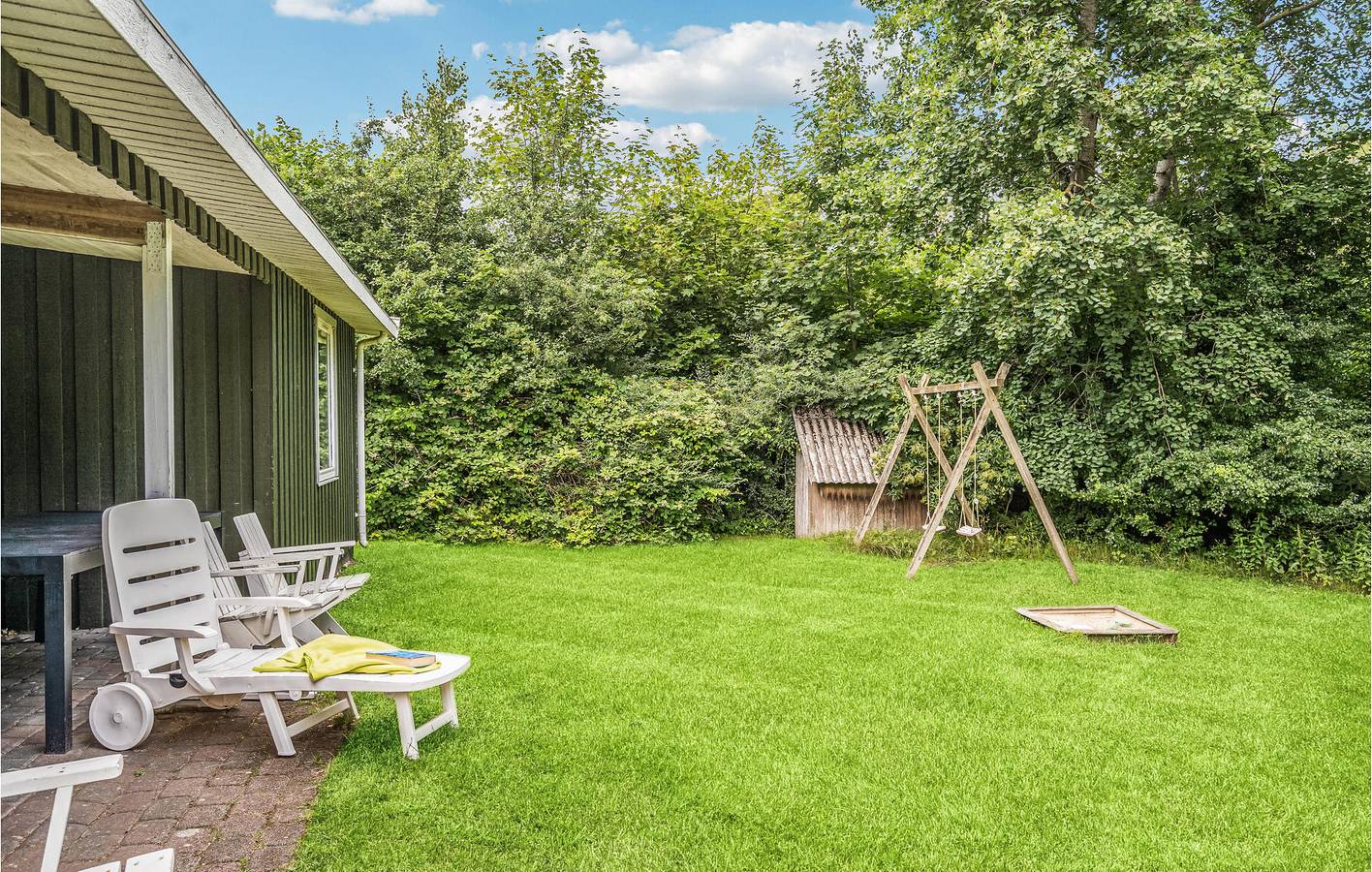Feriehus for 8 personer med jacuzzi in Hvalpsund, Farsø