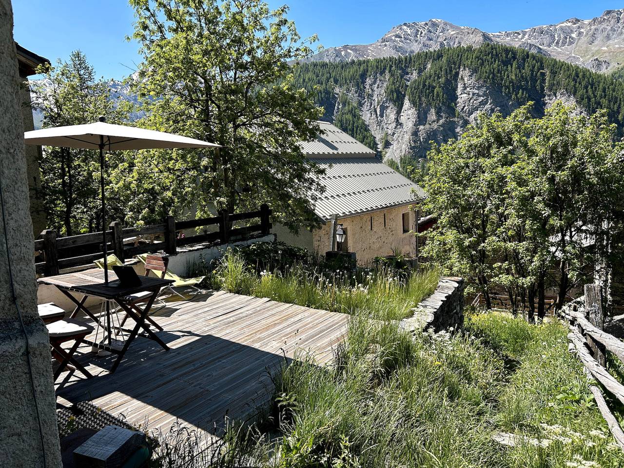 Estudio entero, Estudio Jouve terraza jardín in Saint-Véran, Queyras