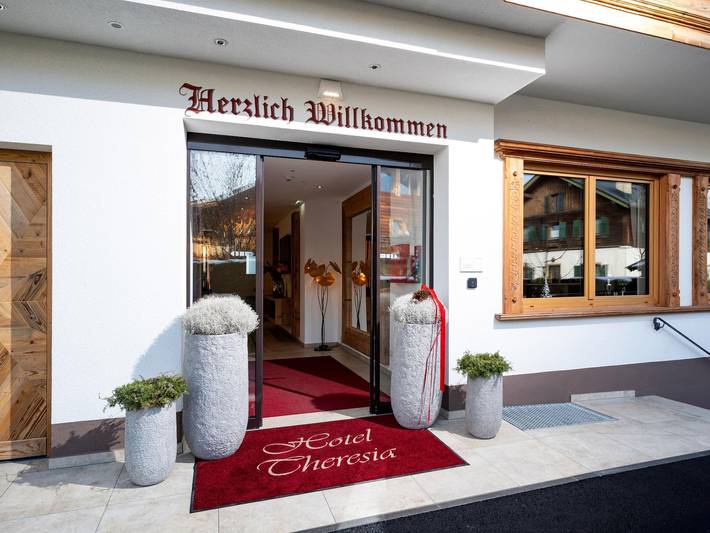 Hotel für 2 Personen, mit Garten und Balkon, kinderfreundlich in Sankt Johann in Tirol - 4