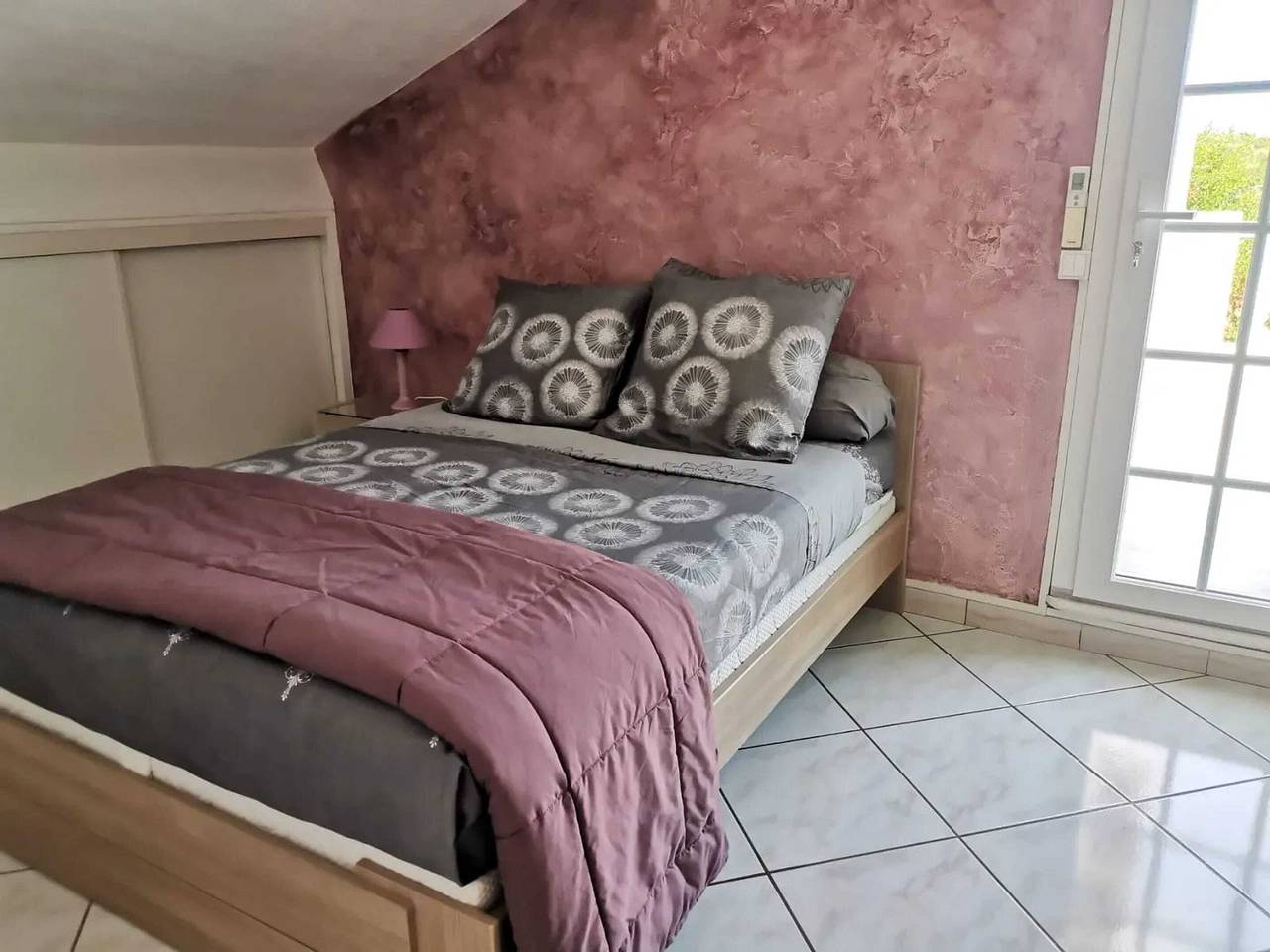 Appartement entier, Appartement Vue Mer à Bastia, terrasse et piscine privée. in Bastia, Cap Corse