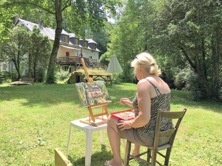 Chambre d’hôte pour 8 personnes, avec Terrasse et Jardin ainsi que Sauna et Vue