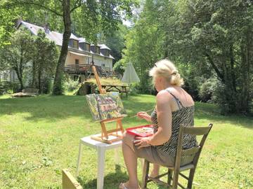 Cottage pour 3 personnes, avec vue ainsi que sauna et jardin à Blot-l'Église
