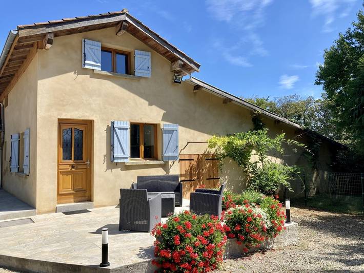 Gîte pour 4 personnes, avec terrasse et jardin - 1