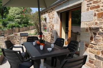 Location de vacances pour 6 personnes, avec jardin et terrasse, animaux acceptés à Ploumilliau