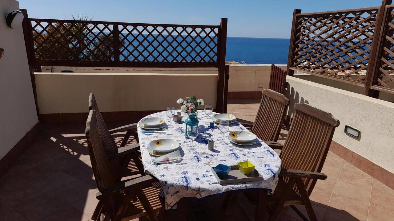 Casa vacanze con terrazza panoramica vista mare in Portu Maga, Arbus (Commune)